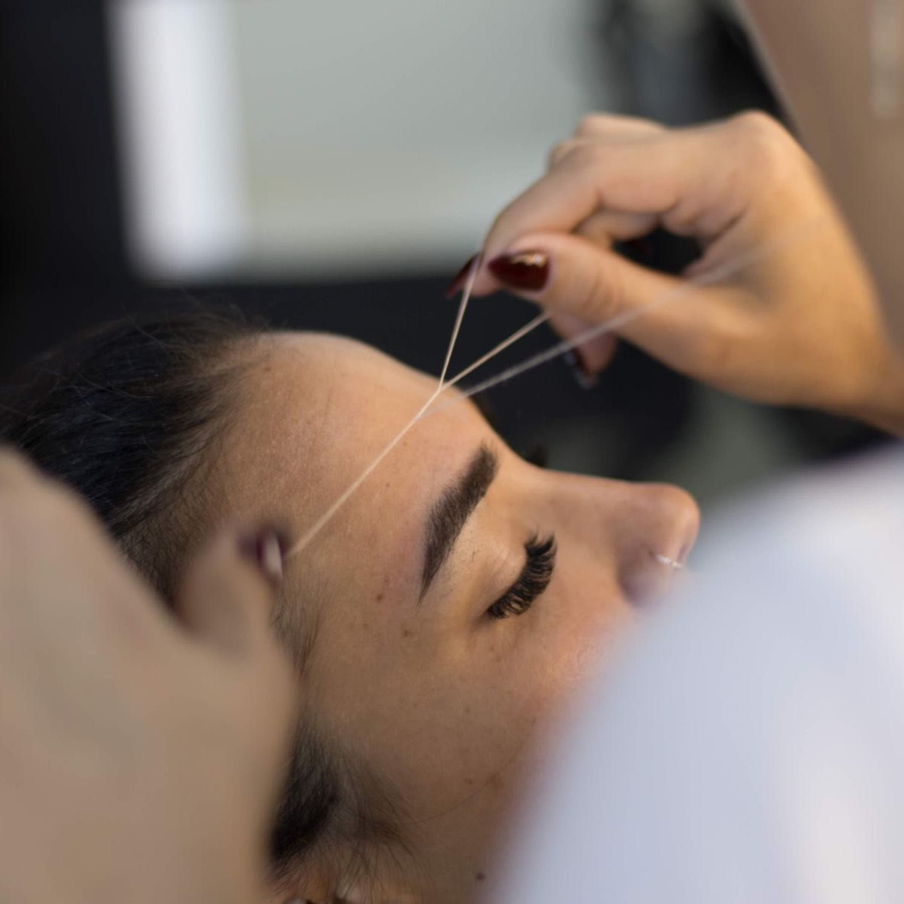 Diseño de cejas